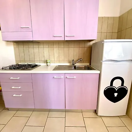 In Mit Kleinem Balkon Апартаменты Лидо-делле-Национи