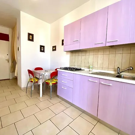 In Mit Kleinem Balkon Апартаменты Лидо-делле-Национи